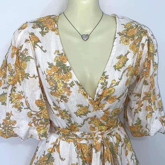 Faithfull the Brand Dress “Rooney “ Floral Wrap Mini Excellent NWOT Sz 4 - Picture 5 of 8